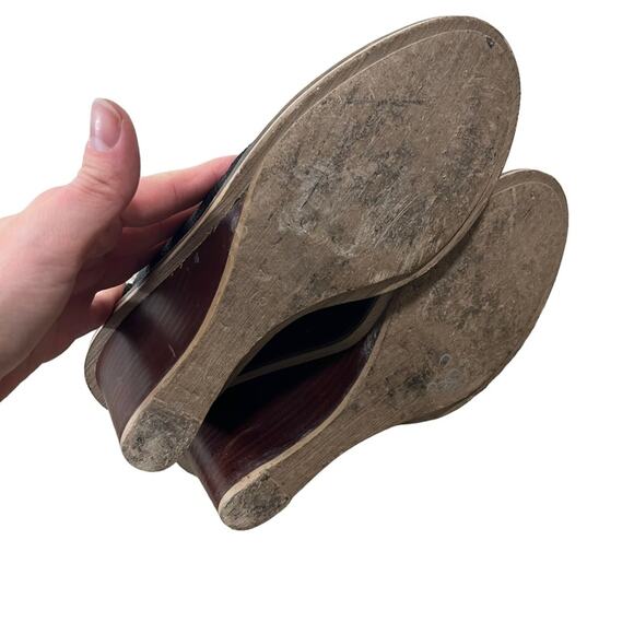 Anthropologie Schuler & Sons Philadelphia Wedge Booties Boots Embossed Black 7.5 - Picture 9 of 9